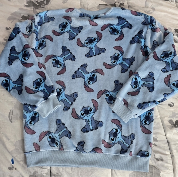 New✨️Disney Lilo & Stitch Plush Graphic Blue Sweatshirt - Picture 5 of 7